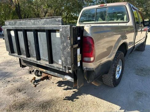Used 2002 Ford F250 Lariat image 11