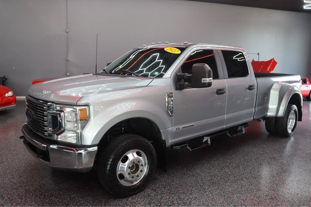 Used 2022 Ford F350 XL w/ STX Appearance Package AWD/4WD image 1