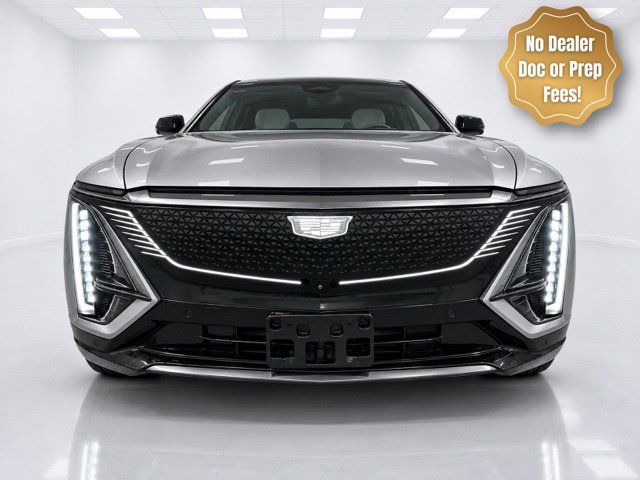 Used 2024 Cadillac Lyriq Sport AWD/4WD image 3