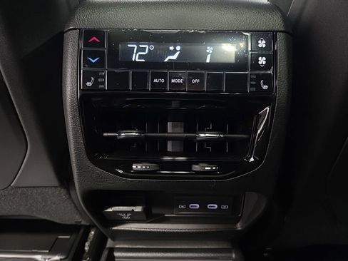 New 2026 Jeep Grand Cherokee L Limited image 39