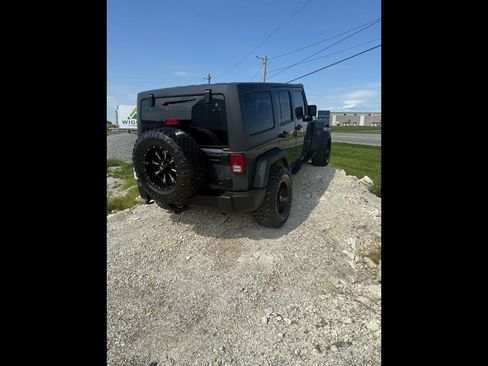 Used 2017 Jeep Wrangler Unlimited Sport AWD/4WD image 1