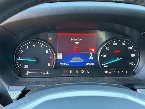 Used 2022 Ford Explorer XLT w/ Equipment Group 202A RWD image 16