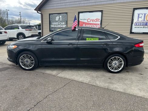 Used 2014 Ford Fusion SE w/ Equipment Group 202A FWD image 8