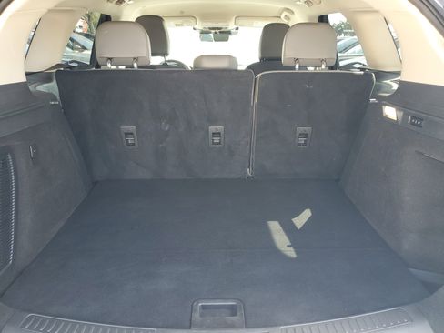 Certified 2023 Lincoln Corsair FWD w/ Equipment Group 101A image 8