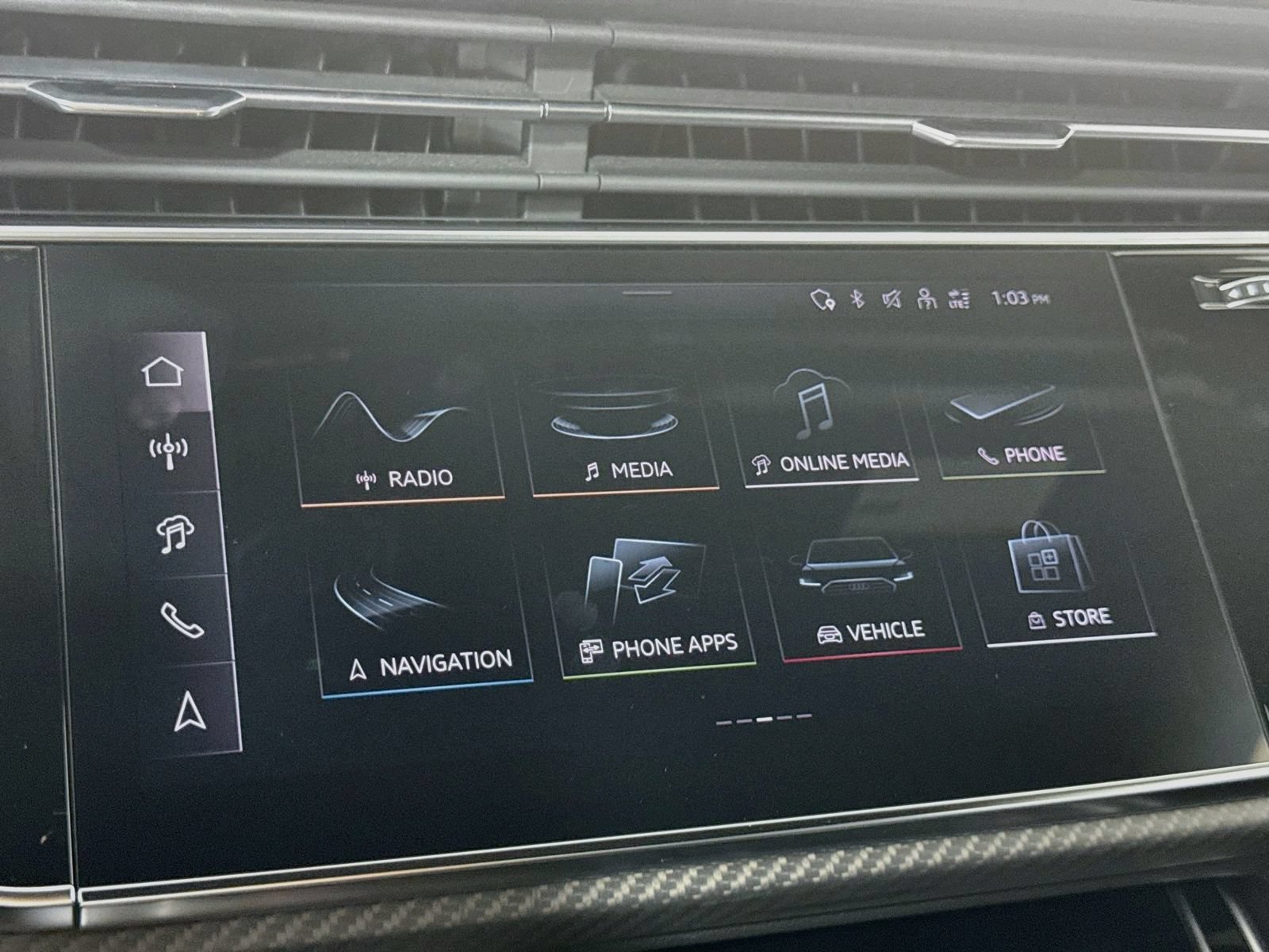 Certified 2025 Audi SQ7 Prestige AWD/4WD image 17