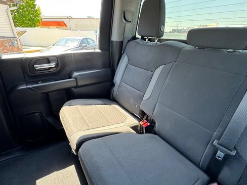 Used 2022 Chevrolet Silverado 2500 Custom w/ Custom Value Package AWD/4WD image 14