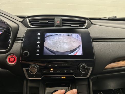 Used 2018 Honda CR-V Touring image 25