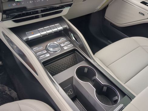 New 2026 Lincoln Nautilus Premier w/ Equipment Group 102A AWD/4WD image 20
