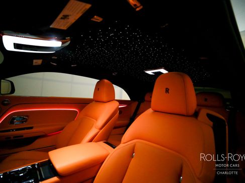 Used 2025 Rolls-Royce Spectre Black Badge w/ Spectre Enhancement Package image 30