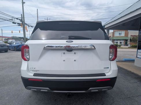 Used 2020 Ford Explorer XLT w/ Equipment Group 202A AWD/4WD image 6