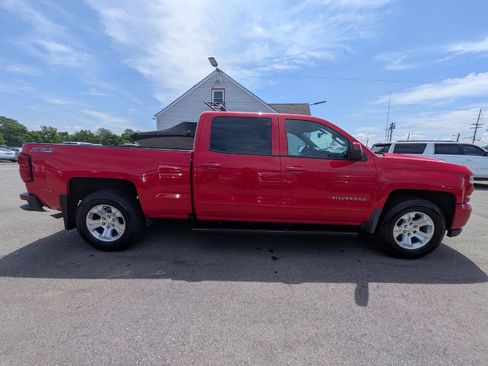 Used 2017 Chevrolet Silverado 1500 LT w/ True North Edition AWD/4WD image 8