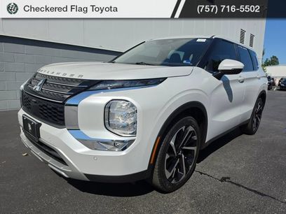 Used 2023 Mitsubishi Outlander SE