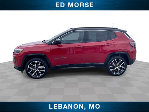 Used 2025 Jeep Compass Limited w/ Elite Group AWD/4WD image 5