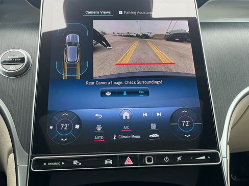 Used 2024 Mercedes-Benz GLC 300 GLC 300 image 9