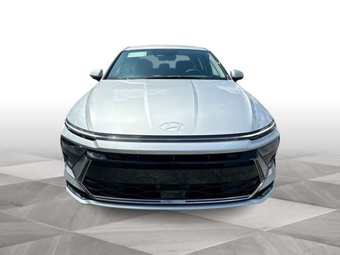 New 2025 Hyundai Sonata SEL FWD image 3