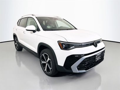 New 2025 Volkswagen Taos SEL