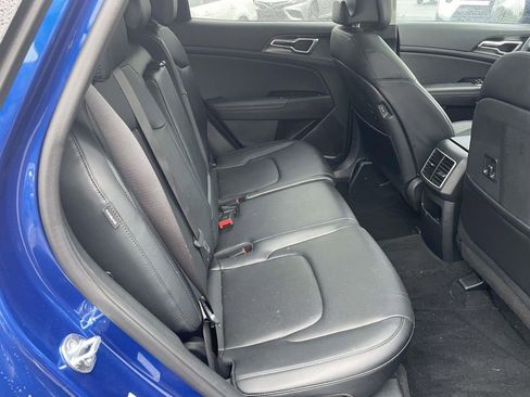 Used 2025 Kia Sportage EX w/ Premium Package image 45