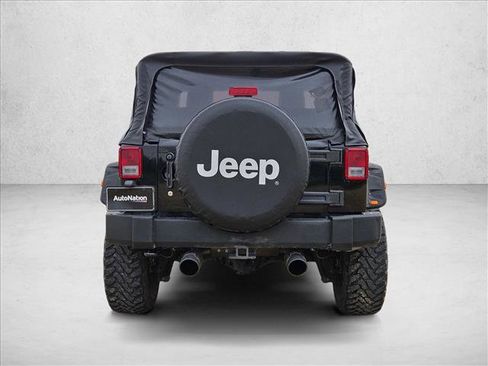 Used 2015 Jeep Wrangler Sport AWD/4WD image 7