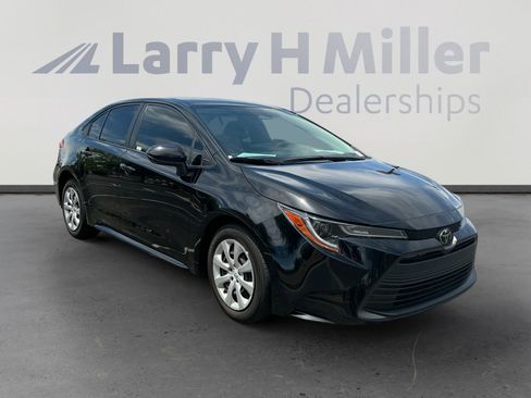 Used 2023 Toyota Corolla LE w/ Carpet Mat Package (TMS) FWD image 7