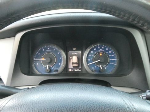 Used 2015 Toyota Sienna XLE FWD image 20