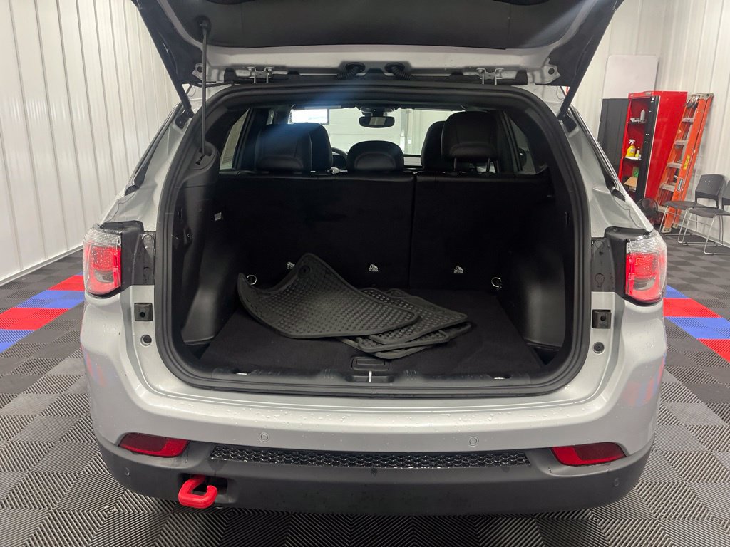 Used 2026 Jeep Compass Trailhawk AWD/4WD image 5