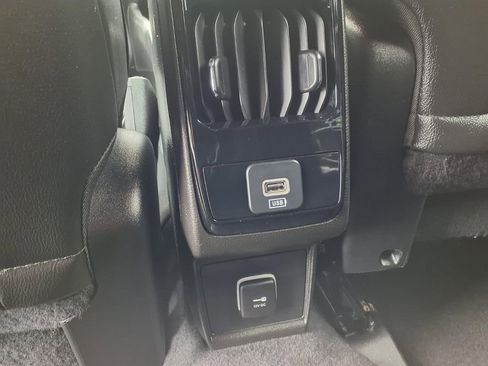 Used 2025 Jeep Compass Trailhawk AWD/4WD image 23