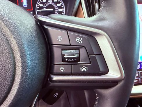 Used 2022 Subaru Outback Touring AWD/4WD image 24