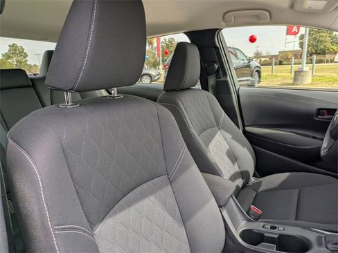 Certified 2024 Toyota Corolla LE image 33