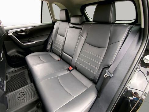 Used 2025 Toyota RAV4 XLE Premium FWD image 21