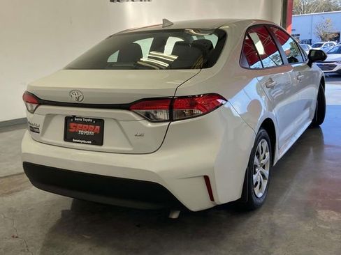 Used 2026 Toyota Corolla LE image 3