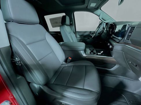 New 2026 GMC Sierra 3500 SLT w/ SLT Convenience Package image 20