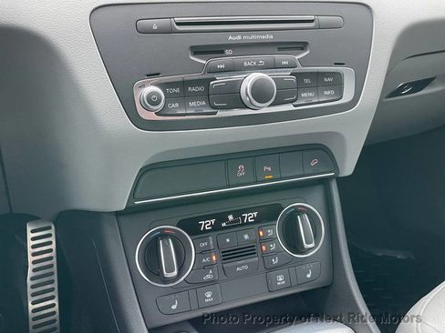 Used 2018 Audi Q3 2.0T Premium image 24