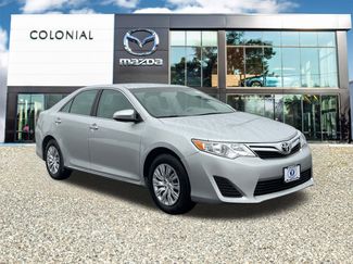 Used 2014 Toyota Camry LE video 1