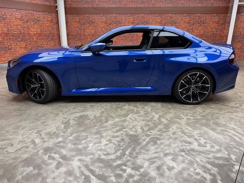 Used 2025 BMW M2 Base image 2