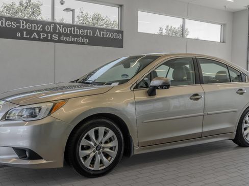 Used 2015 Subaru Legacy 2.5i Premium AWD/4WD image 3