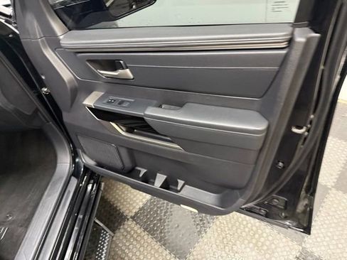 Used 2022 Toyota Tundra Limited image 36