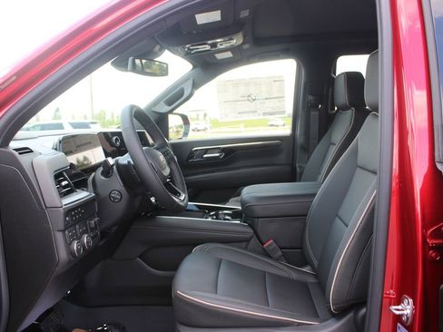 New 2026 Chevrolet Tahoe Premier w/ Sun And Tow Package AWD/4WD image 22