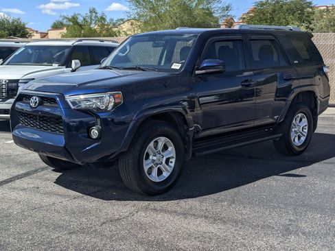Used 2016 Toyota 4Runner SR5 AWD/4WD image 5