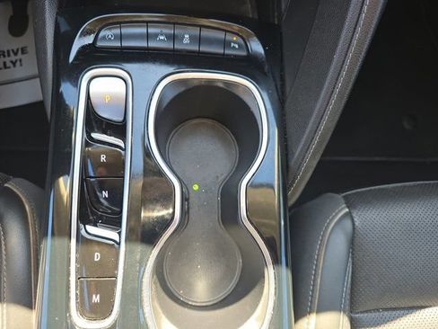Used 2021 Buick Envision Essence w/ Sport Touring Package FWD image 33