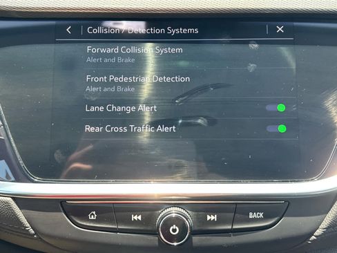 Used 2023 Buick Encore GX Essence w/ Experience Buick Package image 40