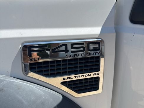 Used 2008 Ford F450 4x4 Regular Cab Super Duty image 19