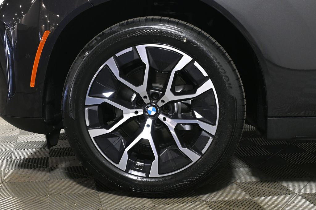 Used 2026 BMW X3 xDrive30i w/ Convenience Package AWD/4WD image 12