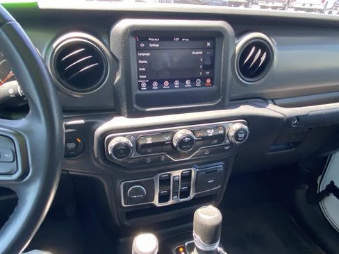 Used 2022 Jeep Gladiator Sport AWD/4WD image 28
