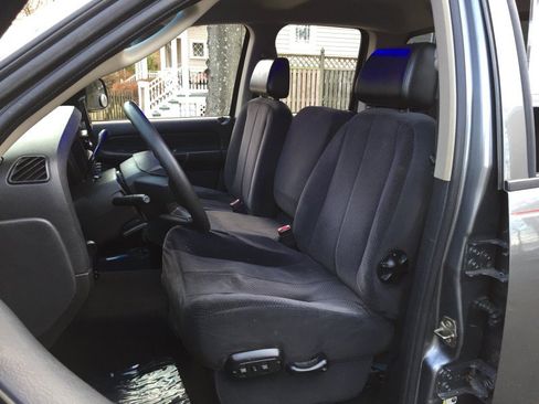 Used 2005 Dodge Ram 1500 Truck SLT RWD image 3