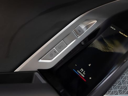 Used 2024 BMW i7 M70 AWD/4WD image 49