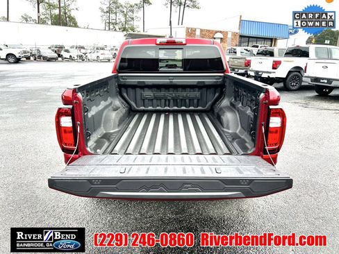 Used 2024 GMC Canyon Denali image 5