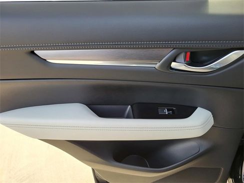 New 2025 MAZDA CX-5 AWD 2.5 S w/ Premium Plus Pkg image 11