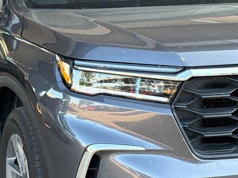 Certified 2025 Honda Pilot EX-L image 4