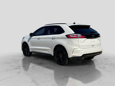 Certified 2023 Ford Edge ST-Line AWD/4WD image 4