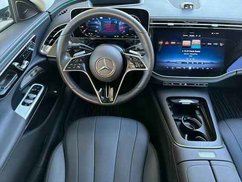 Used 2025 Mercedes-Benz E 350 Sedan image 18